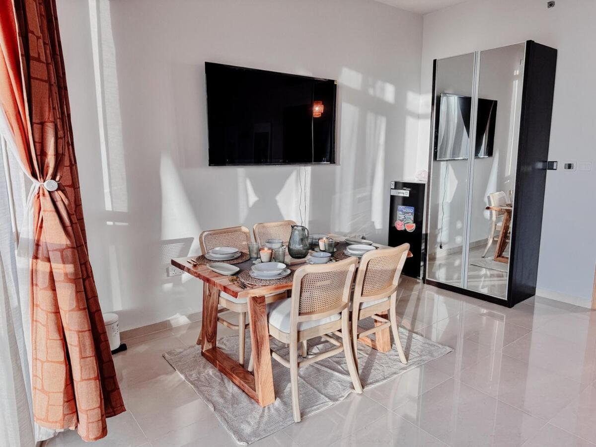 Apartment Boho Chic Studio, Pool & Gym